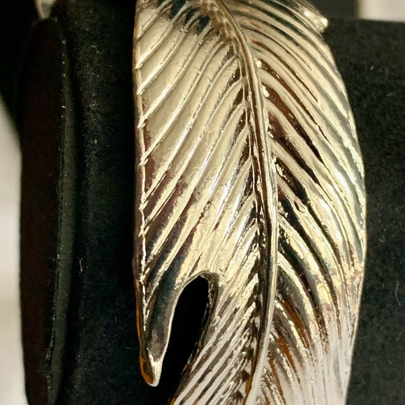 Silver tone cuff bracelet - Picture 3 of 4